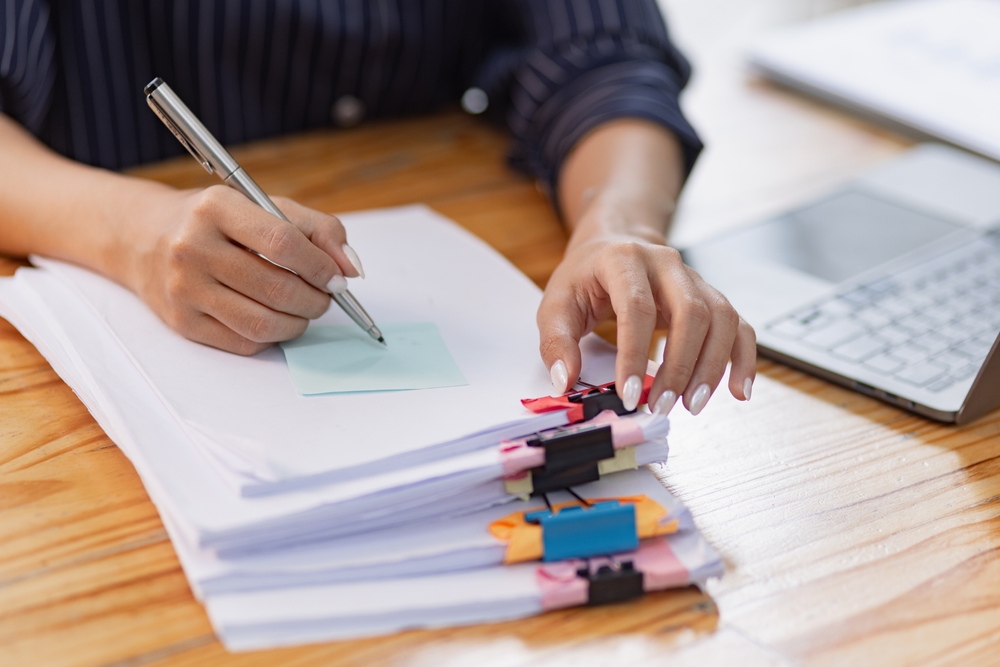 Wykorzystaj północny wschód, aby Bezpiecznie wysyłać dokumenty do Polski